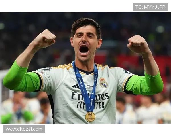 库尔图瓦出球助攻表现稳健，展现门将独特传球能力分析