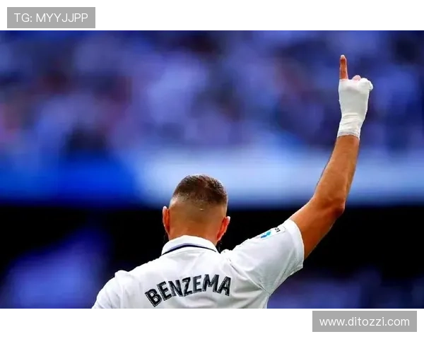 本泽马：从C罗配角到金球先生的迟到巅峰之路